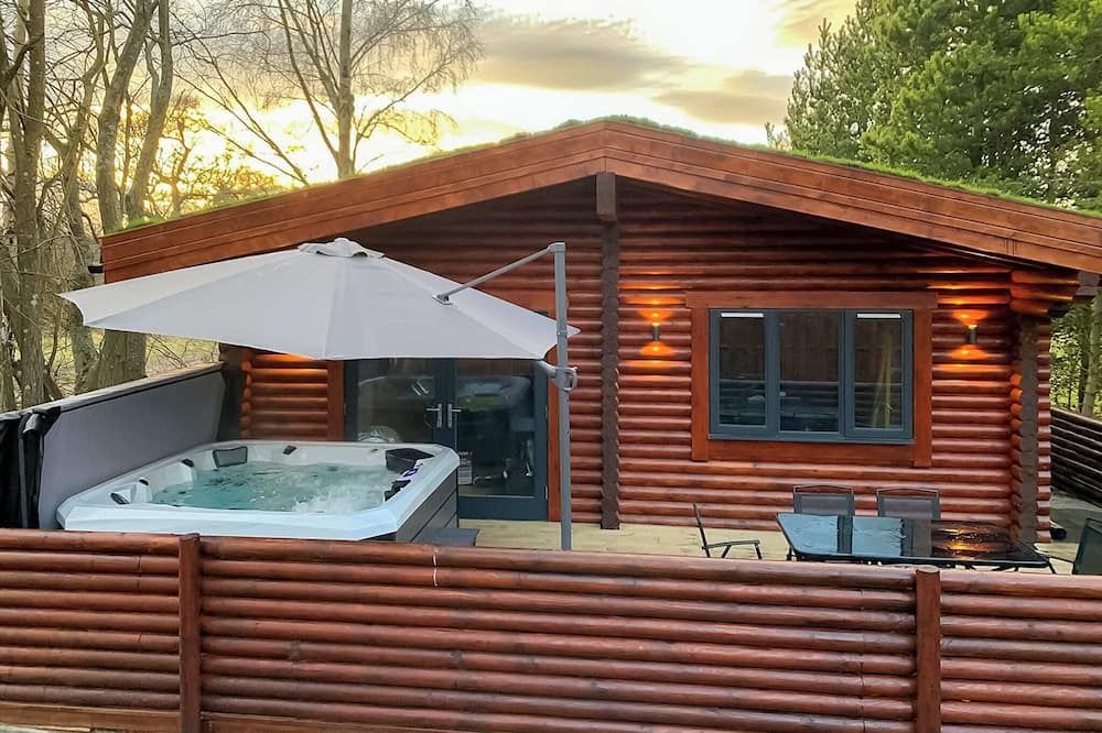 Kinclaven Ski Chalet | 3 bedroom accommodation in Cargill