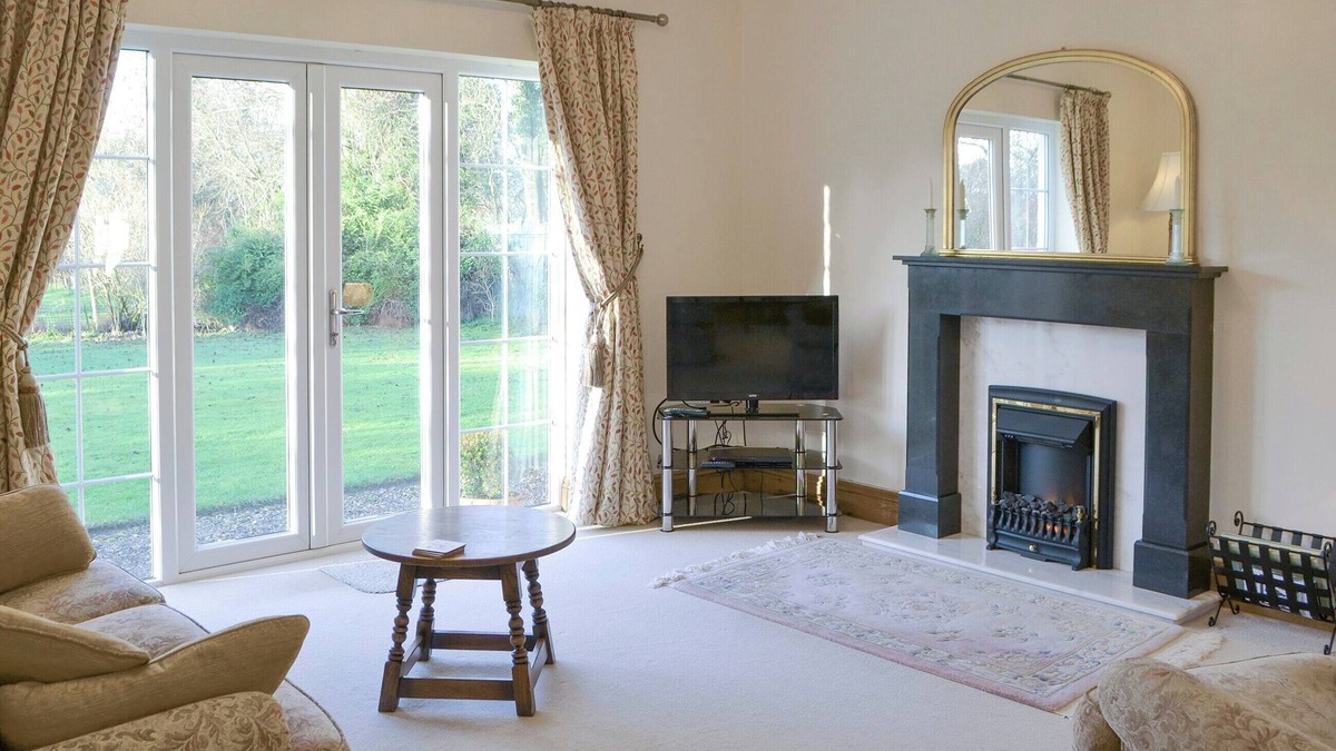 Carlisle Cottage | 3 bedroom accommodation in Cumwhinton, Carlisle