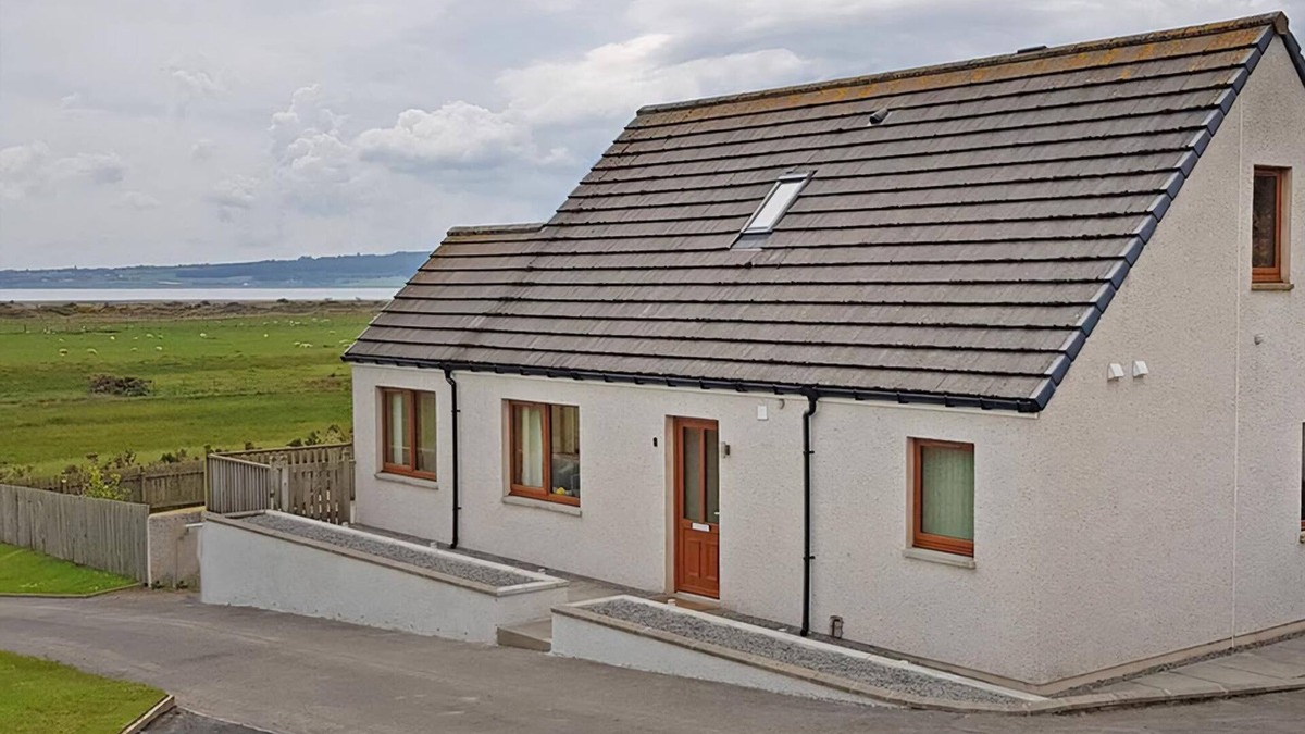 Dornoch Cottage | 3 bedroom accommodation in Dornoch