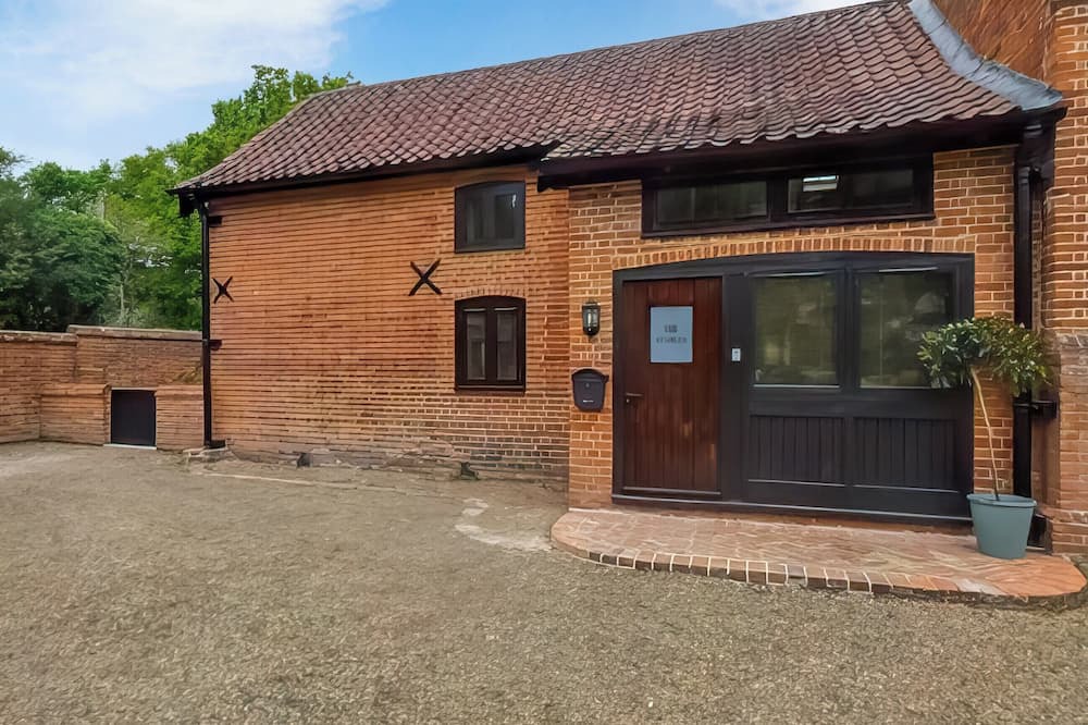 Dunston Cottage | 3 bedroom accommodation in Dunston