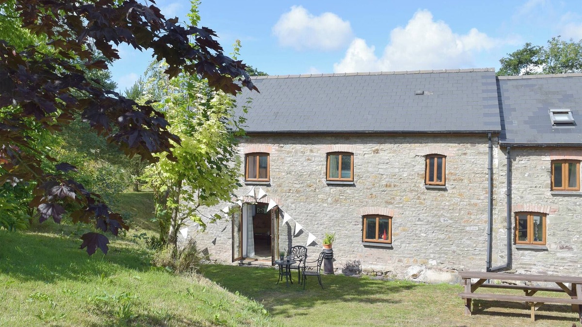 Llanybri Cottage | 3 bedroom accommodation in Llanybri, near Carmarthen