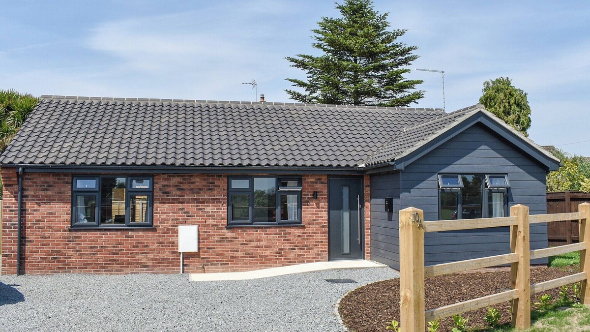 Martham Cottage | 3 bedroom accommodation in Martham