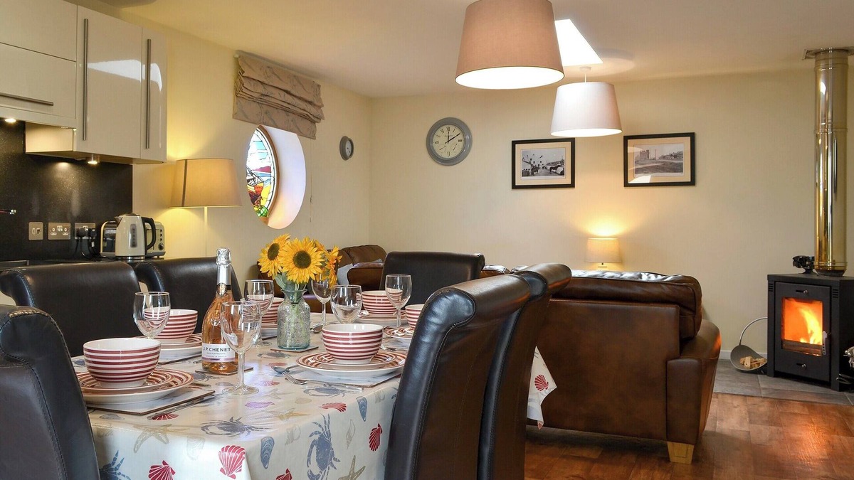 Allonby Cottage | 3 bedroom accommodation in Allonby, near Maryport