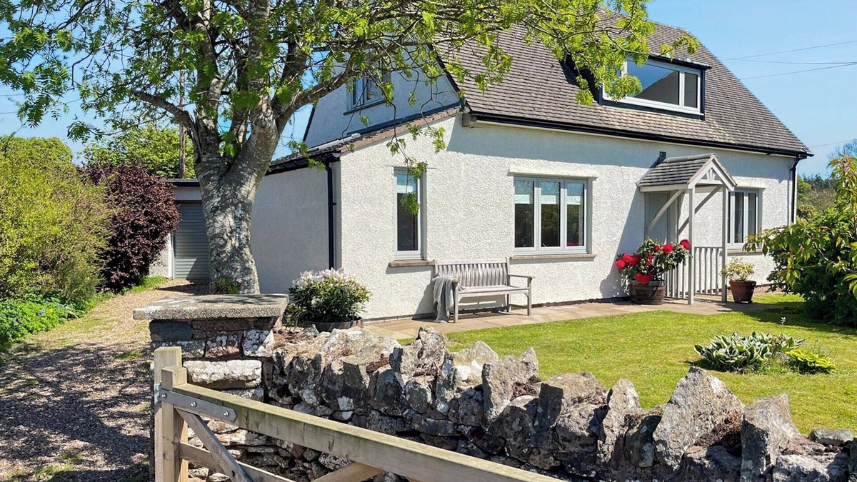 Askham Cottage | 3 bedroom accommodation in Askham, near Penrith