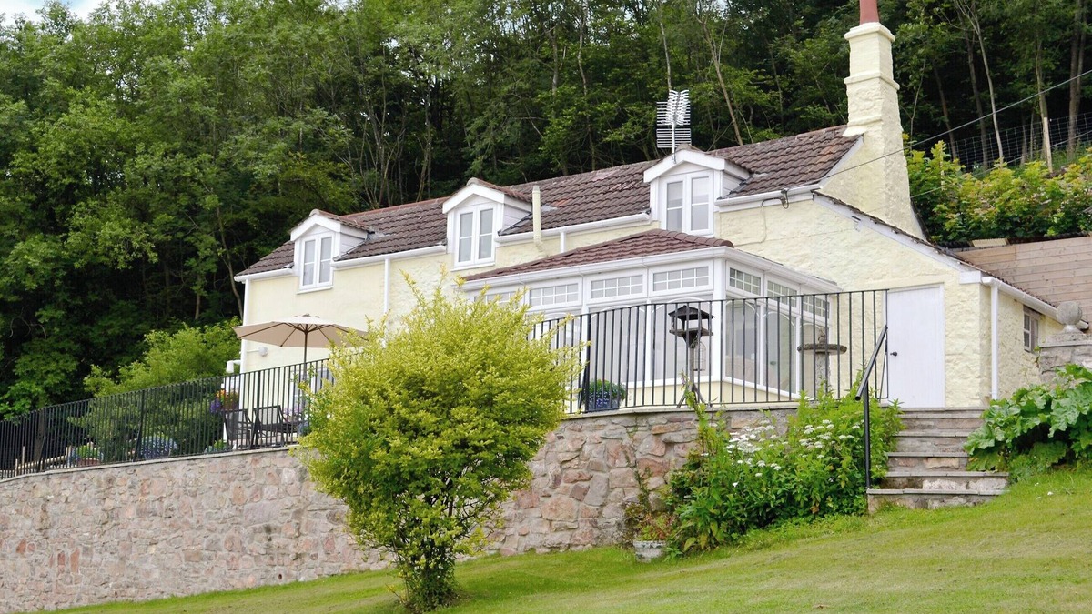 Redbrook Cottage | 3 bedroom accommodation in Little Doward, near Whitchurch