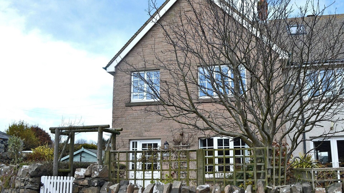Craster Cottage | 3 bedroom accommodation in Craster, near Alnwick