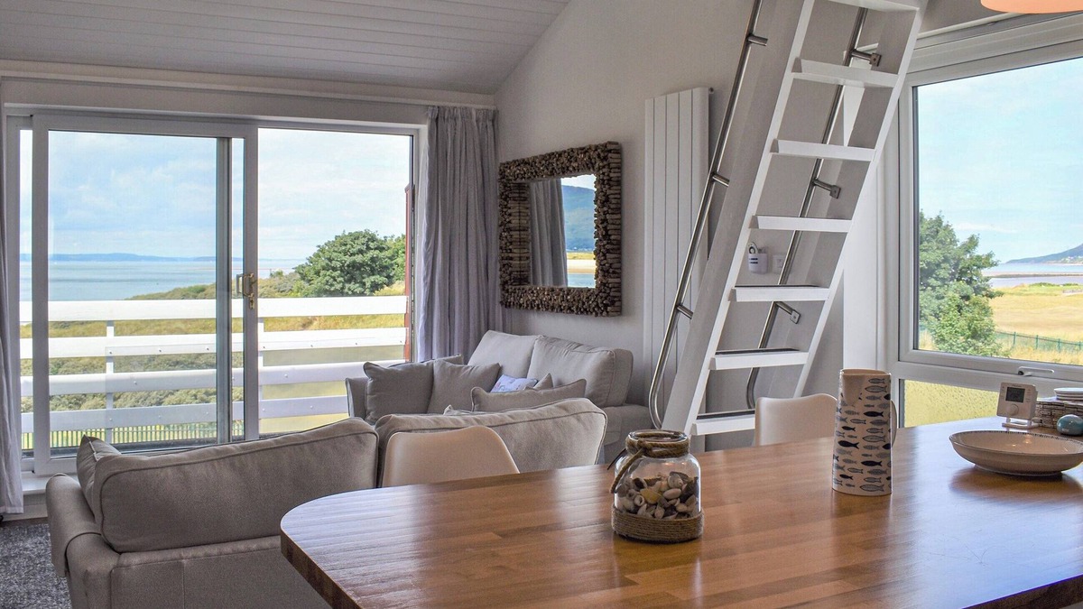 Deganwy Cottage | 3 bedroom accommodation in Deganwy, near Llandudno