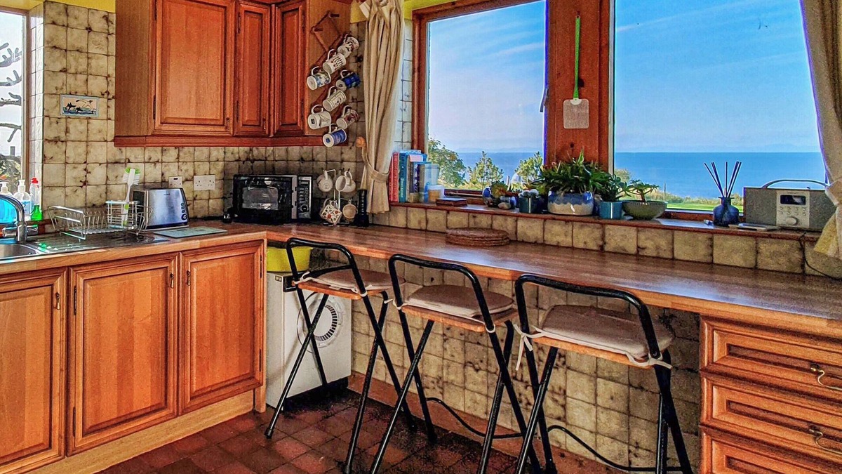 Elgin Cottage | 3 bedroom accommodation in Elgin