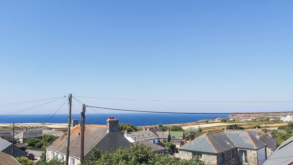 The Lizard Cottage | 3 bedroom accommodation in The Lizard Village, near Helston