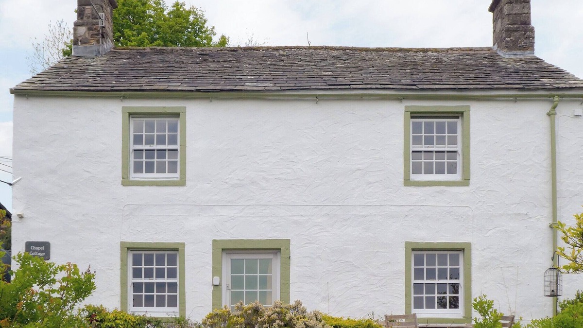 Helton Cottage | 3 bedroom accommodation in Helton
