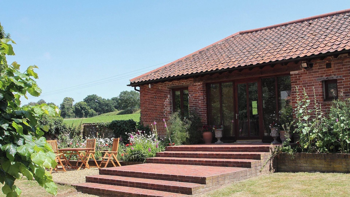 Skeyton Cottage | 3 bedroom accommodation in Skeyton, near North Walsham