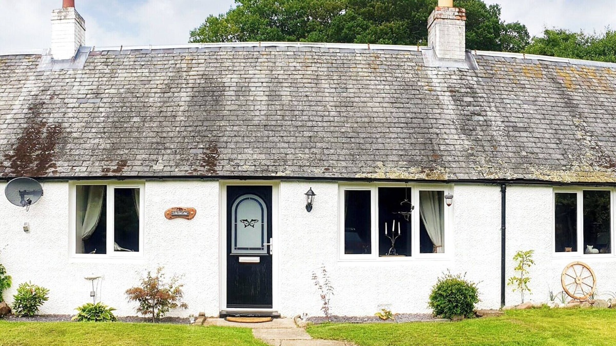 Perth Cottage | 3 bedroom accommodation in Perth