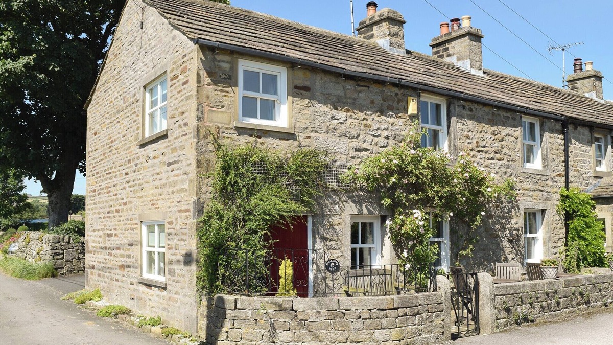 Hebden Cottage | 3 bedroom accommodation in Hebden, near Grassington