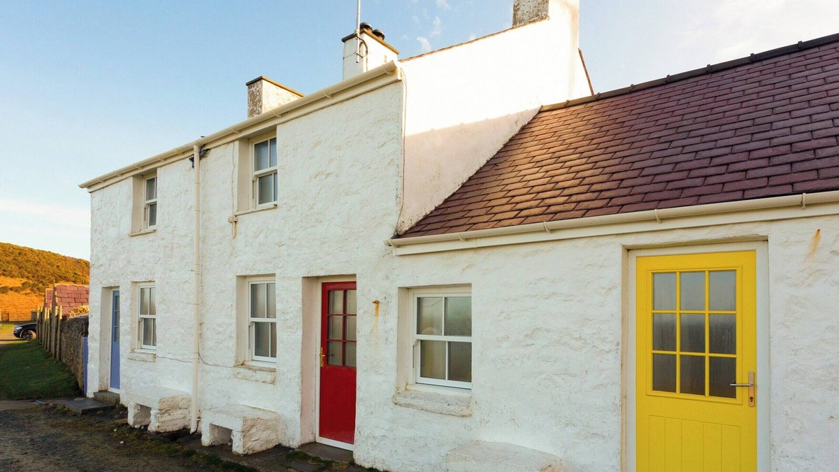 Trefor Cottage | 3 bedroom accommodation in Trefor
