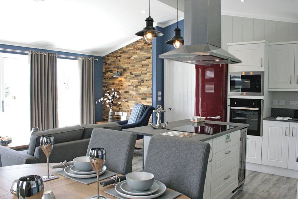 Stibb Ski Chalet | 3 bedroom accommodation in Sandymouth Bay, Bude