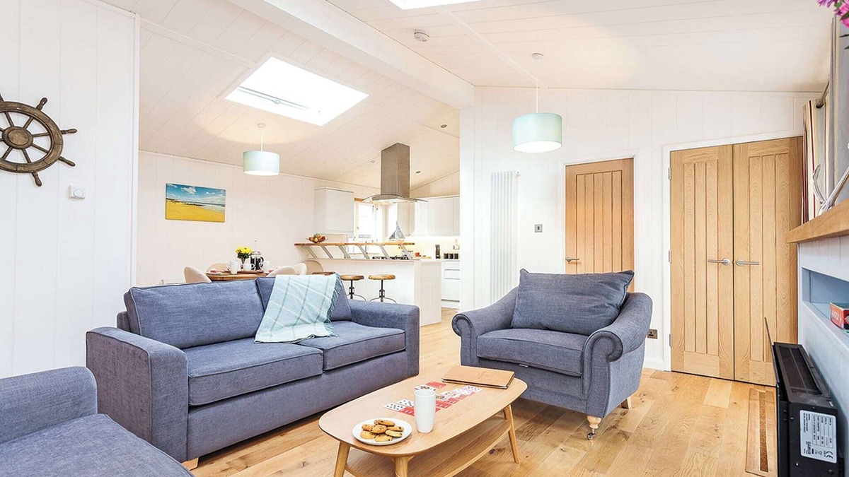 Ryde Ski Chalet | 3 bedroom accommodation in Wootton Bridge, Nr Cowes