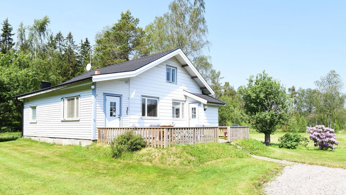 Trollhattan House | 3 bedroom amazing home in Vänersborg