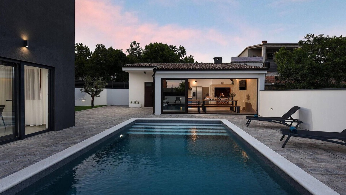 Maslenica House | 3 bedroom amazing home in Maslenica