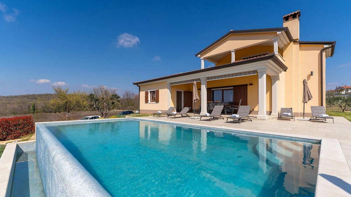 Farini House | 3 bedroom amazing home in Visnjan