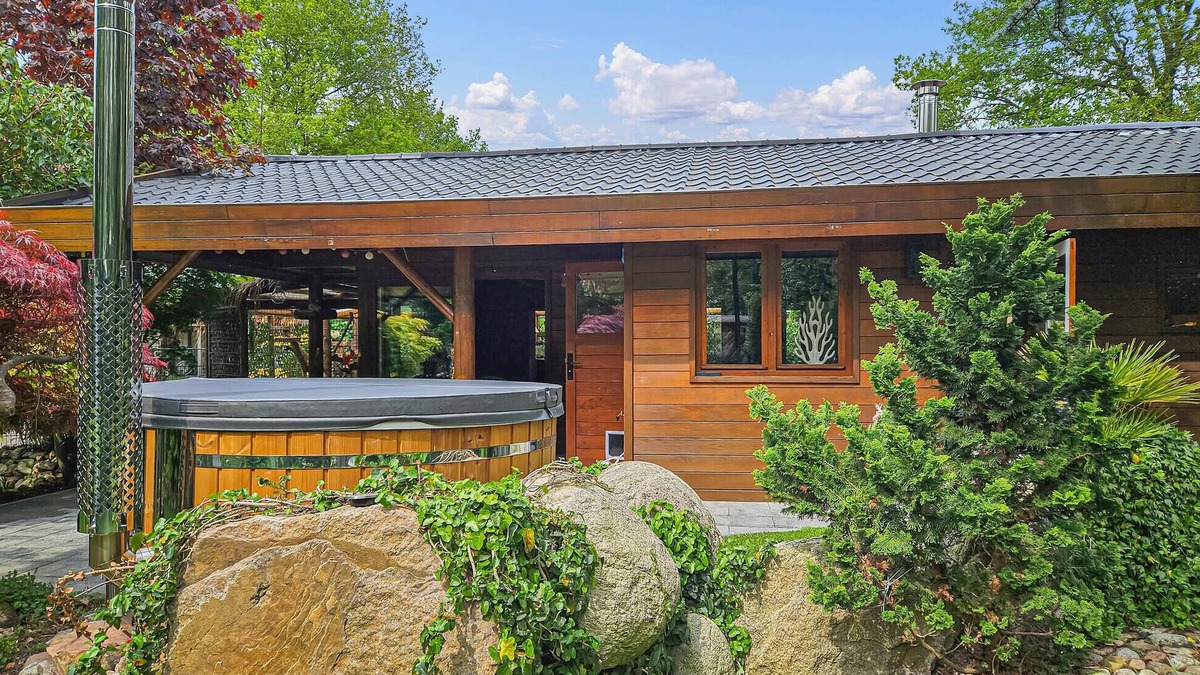 Erm House | 3 bedroom amazing home in Erm
