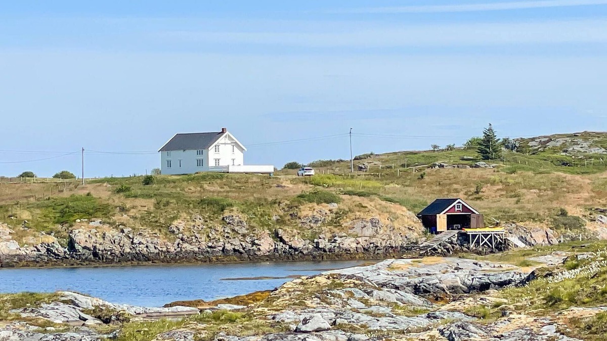 Smøla House | 3 bedroom amazing home in Smøla