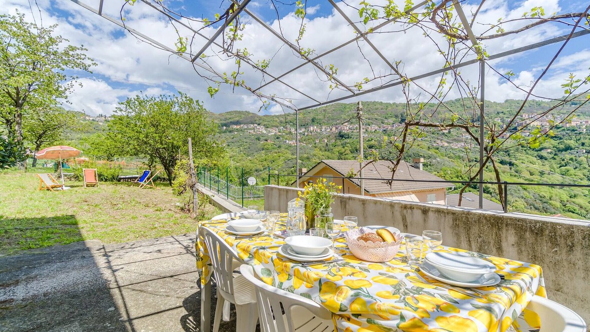 Uscio House | 3 bedroom amazing home in Terrile