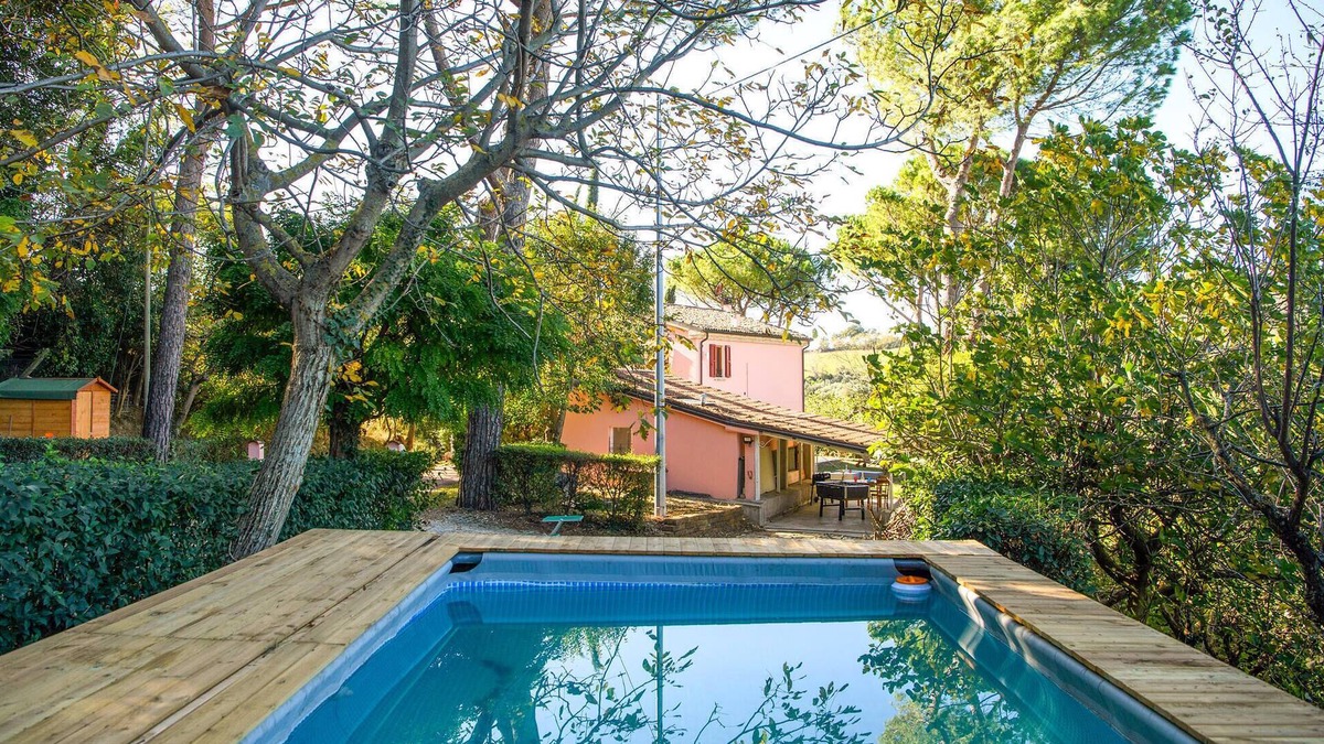 Montelabbate House | 3 bedroom amazing home in Montelabbate