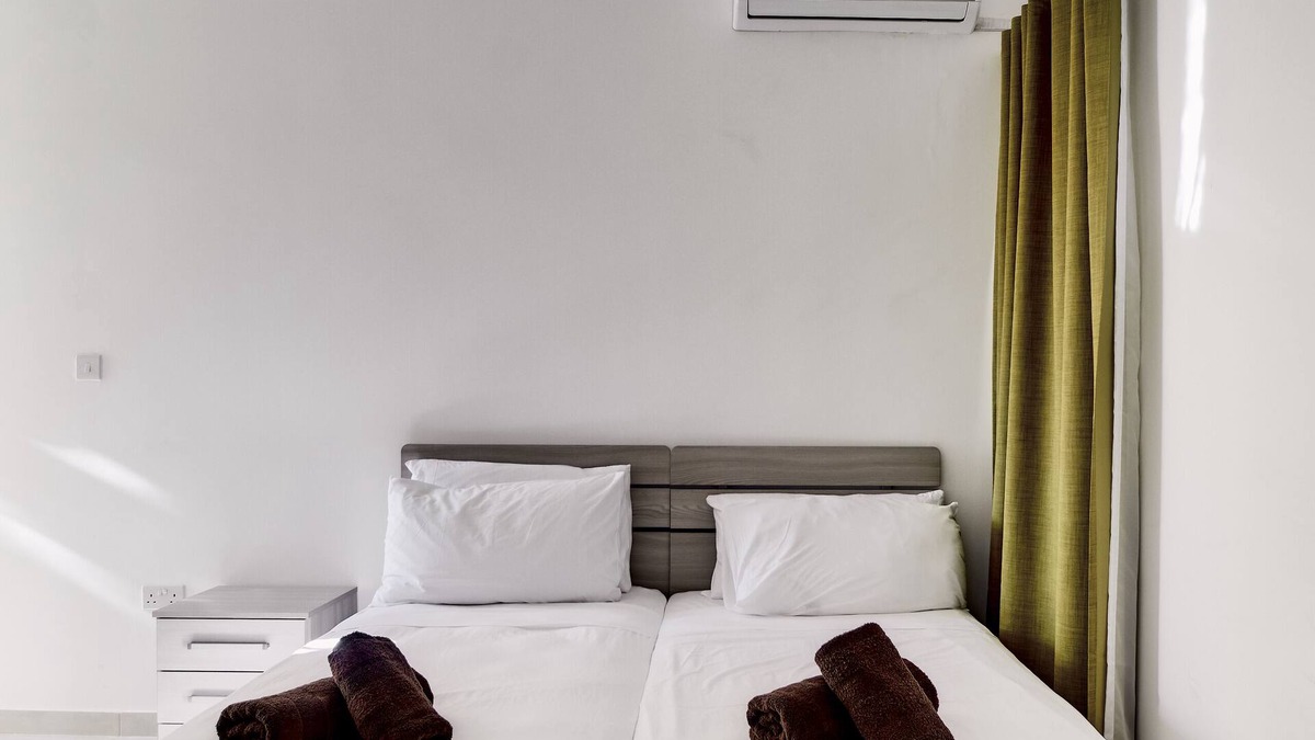 Bugibba House | 3 Bedroom Apartment in St Paul's Bay