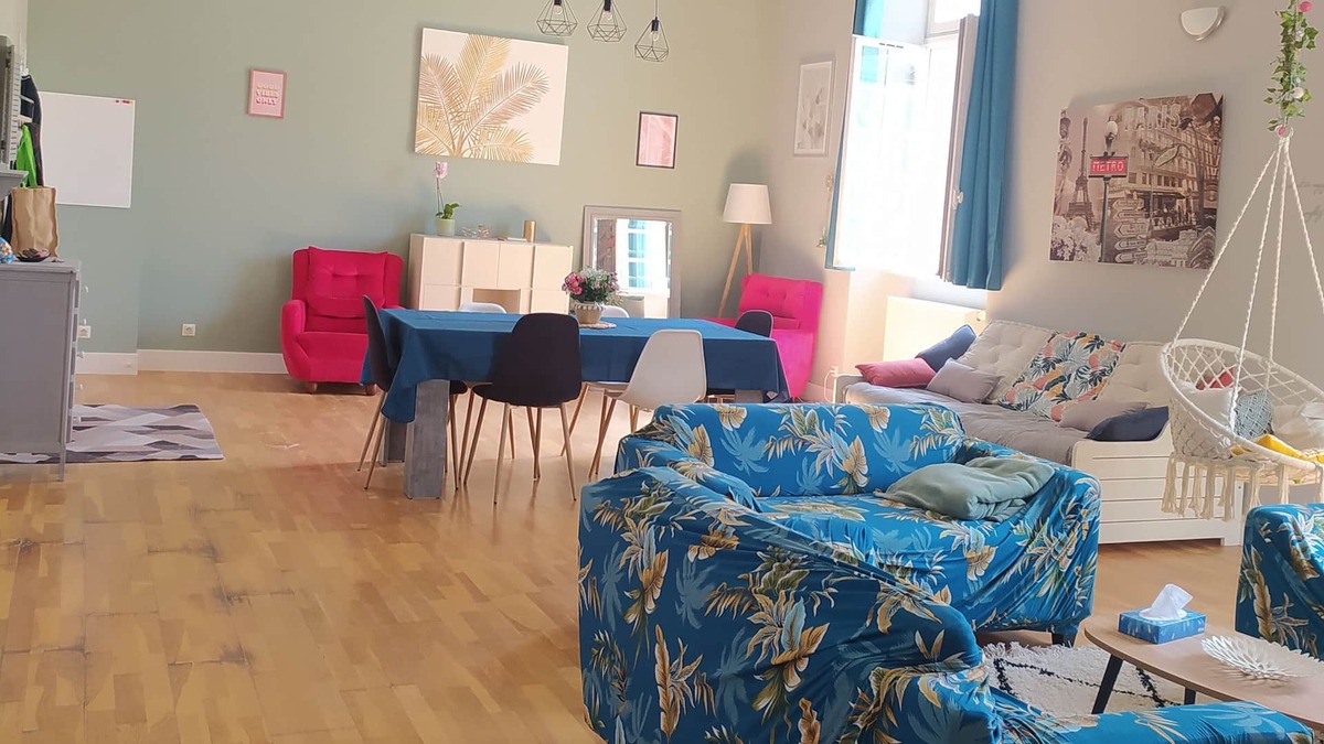 Auch Apartment | 3 bedroom apartment, 117m2. Pasteur Island in Auch.