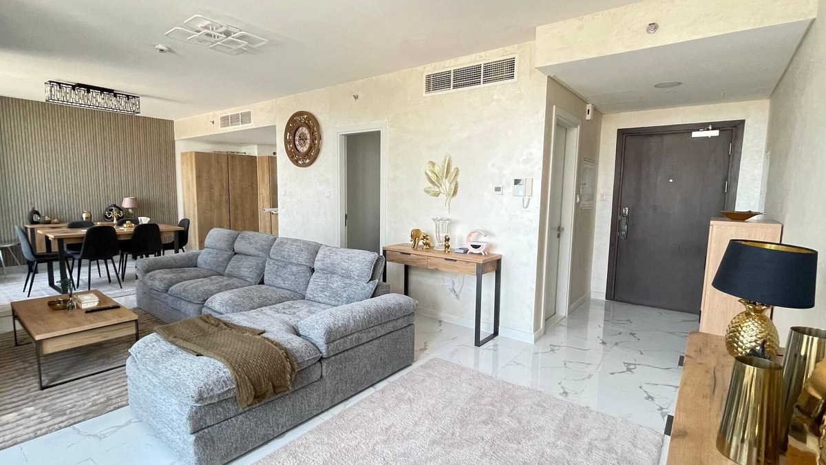 Al Raha Beach Apartment | 3-bedroom apartment in charming Abu Dhabi with AC, WiFi, fitness room