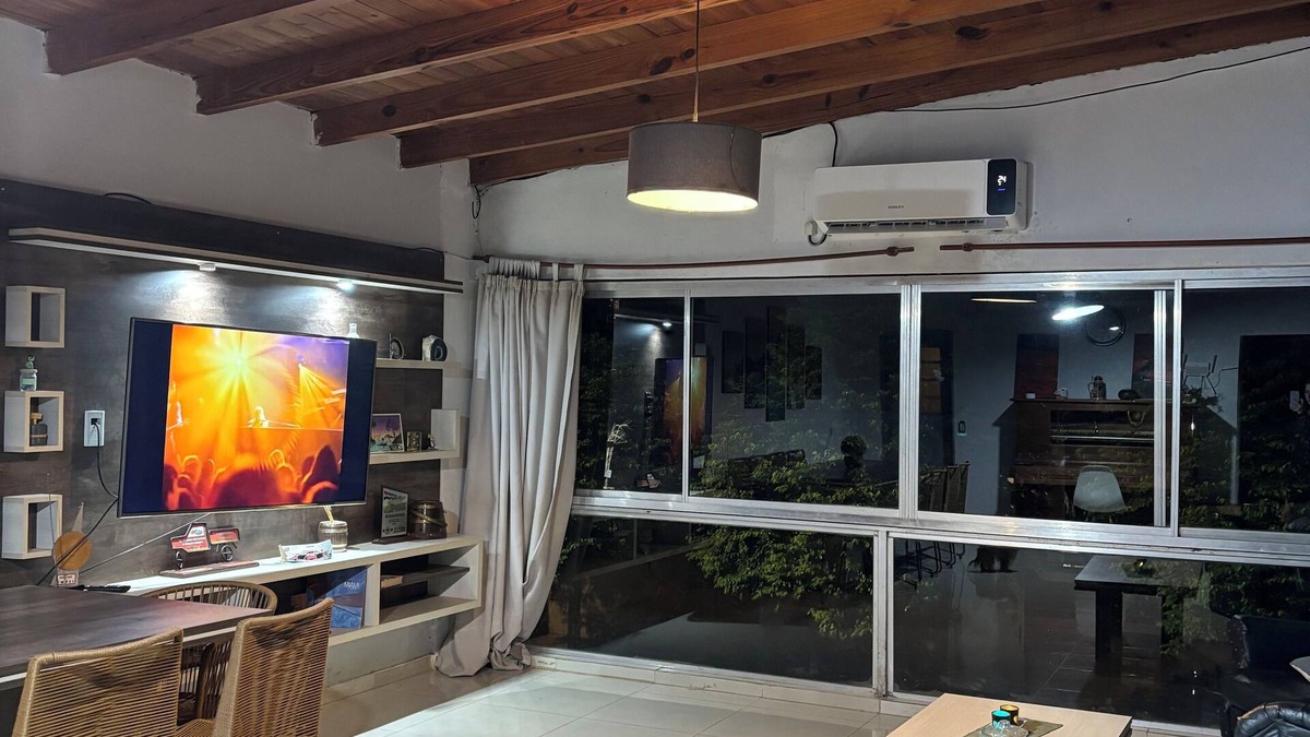 Posadas Apartment | 3-bedroom apartment in lovely Posadas with AC, WiFi. Enjoy your stay