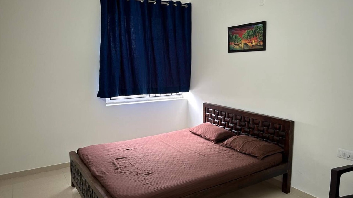 Vadanemelli House | 3-bedroom apartment in delightful Kanathur with AC, and spacious living area.