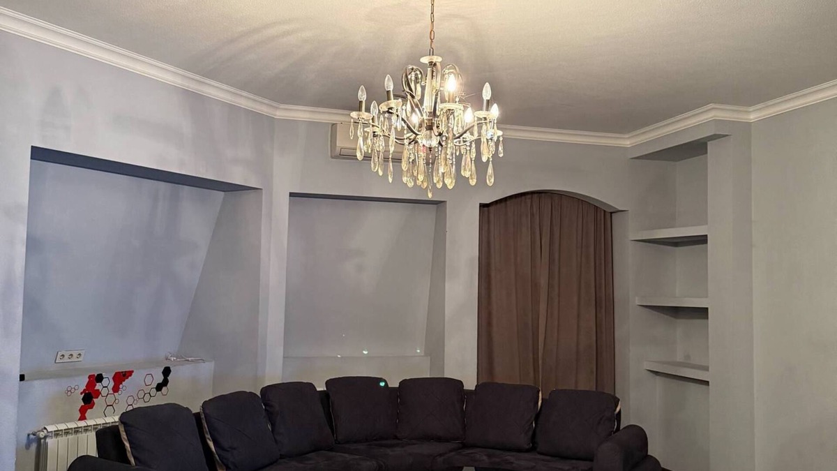 Old Tbilisi Apartment | 3-bedroom apartment near metro Marjanishvili