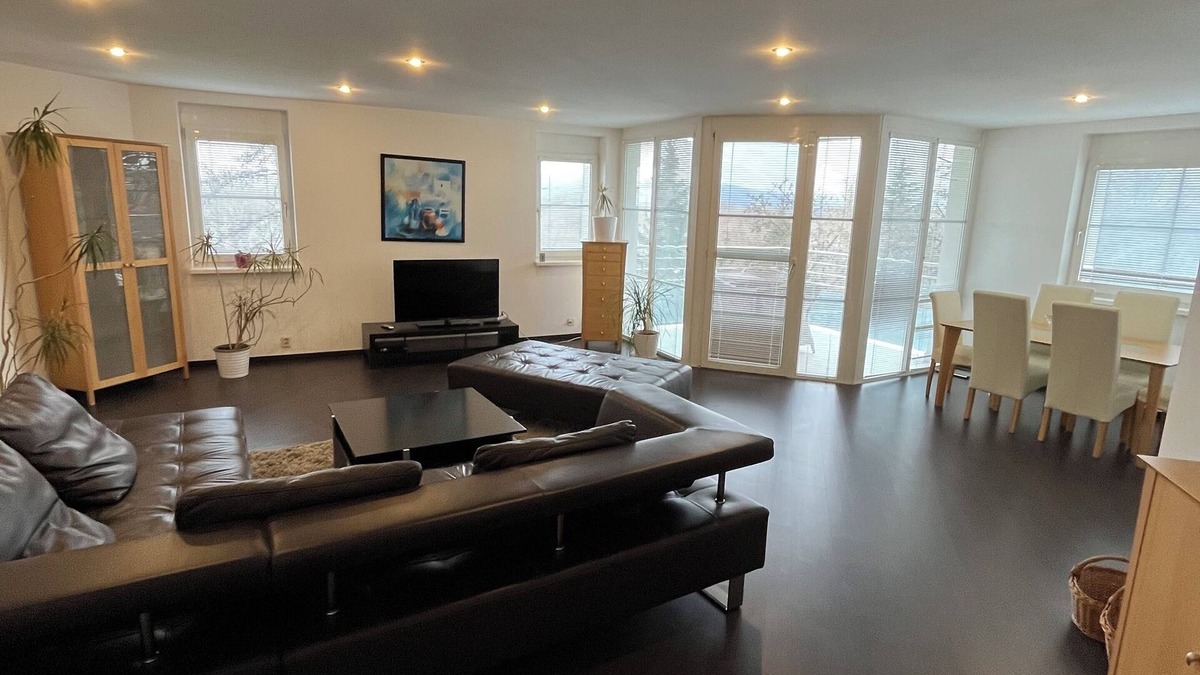 Karlova Ves Apartment | 3-bedroom apartment in charming Bratislava with WiFi, fitness room,free parking
