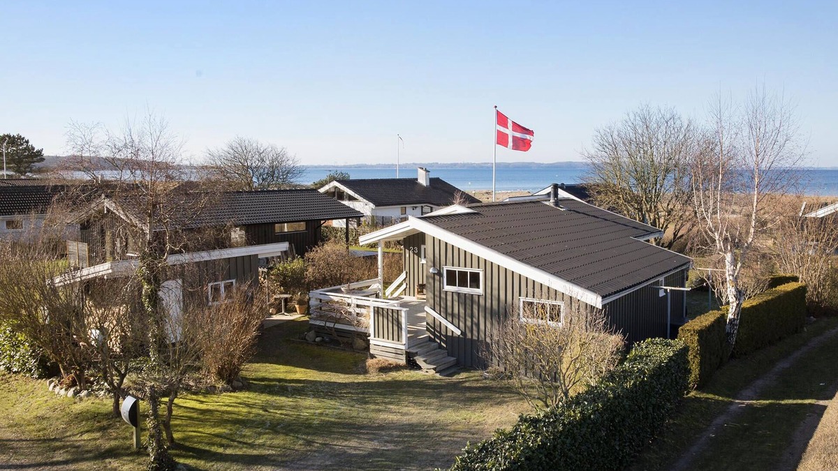 Middelfart House | 3 bedroom awesome home in Brenderup Fyn