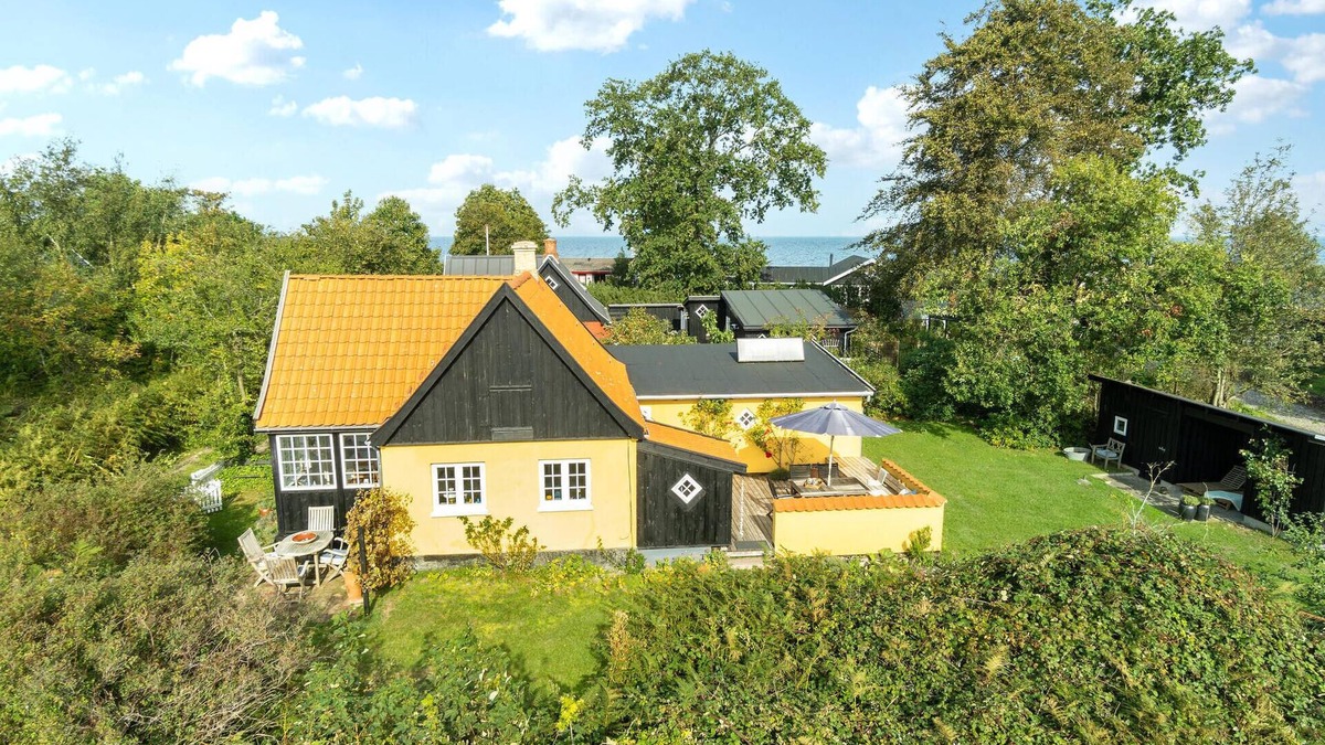 Hov House | 3 bedroom awesome home in Tranekær