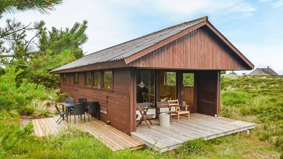 Grærup Strand House | 3 bedroom awesome home in Oksbøl