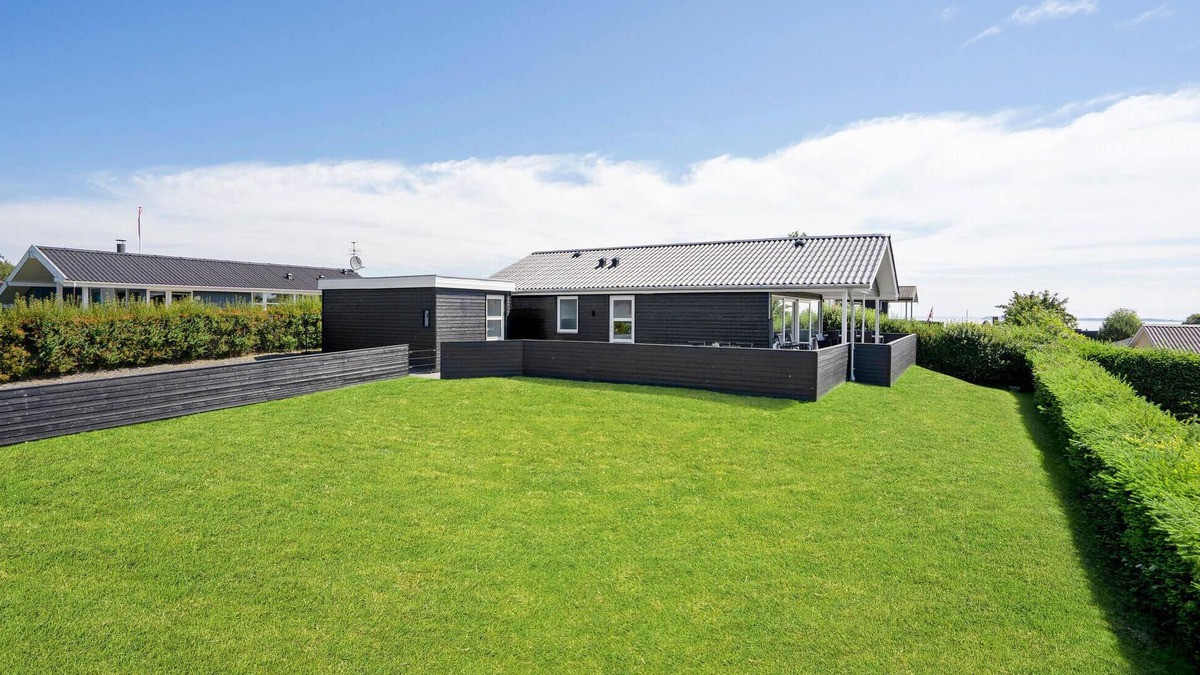 Hejlsminde Strand House | 3 bedroom awesome home in Hejls