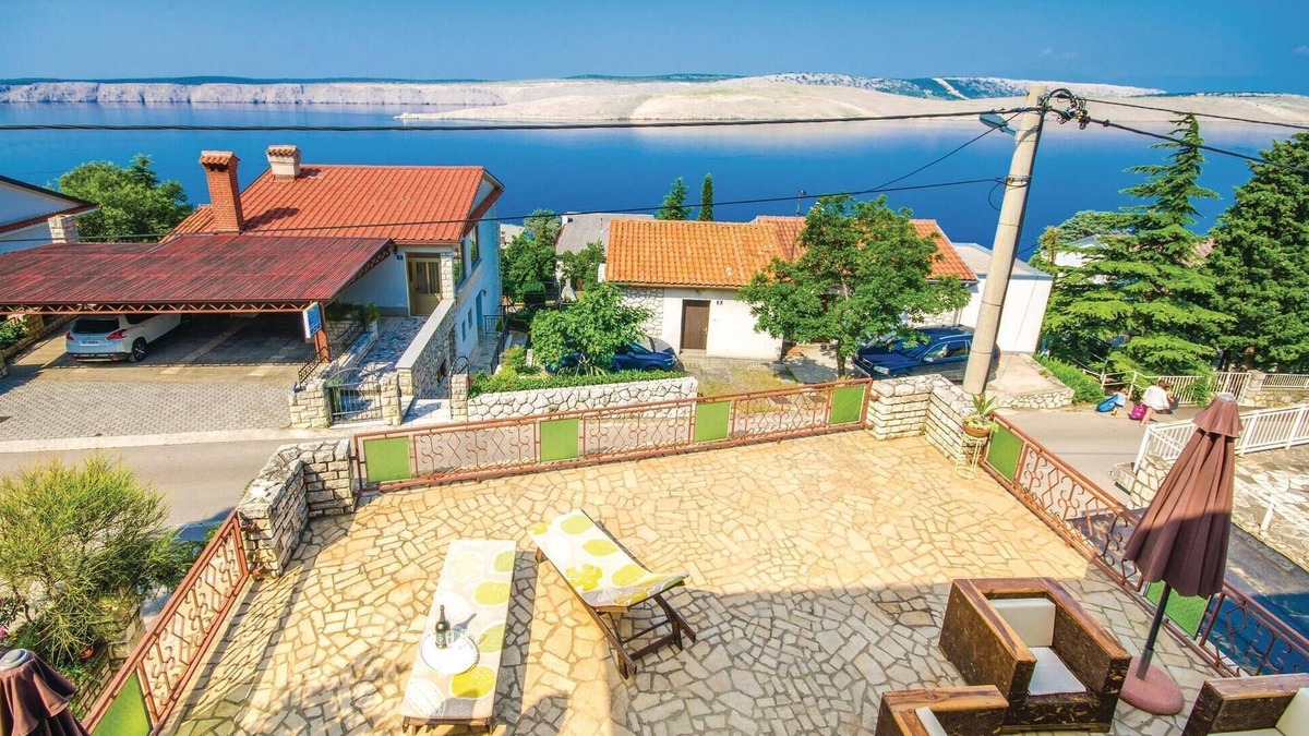 Jadranovo House | 3 bedroom beautiful home in Jadranovo