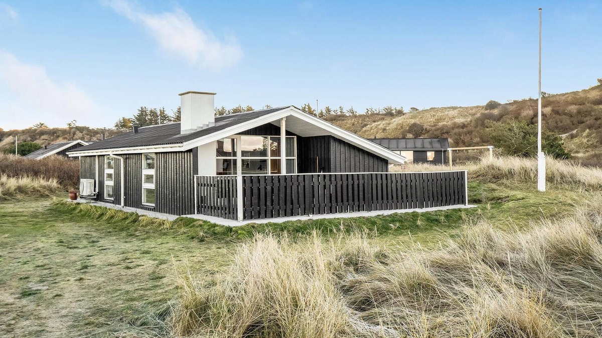 Lonstrup House | 3 bedroom beautiful home in Hjørring