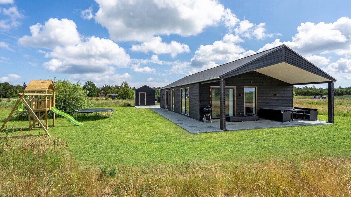 Bratten Strand House | 3 bedroom beautiful home in Jerup