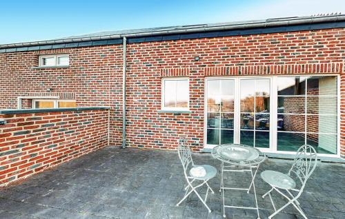 Charnois House | 3 Bedroom Beautiful Home In Charnois