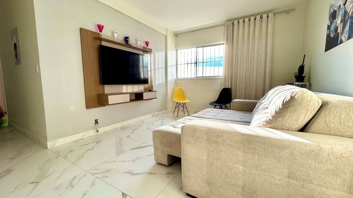 Setor Bueno Apartment | 3 bedroom apartment or 2 bedrooms with office in Setor Bueno near Videira church