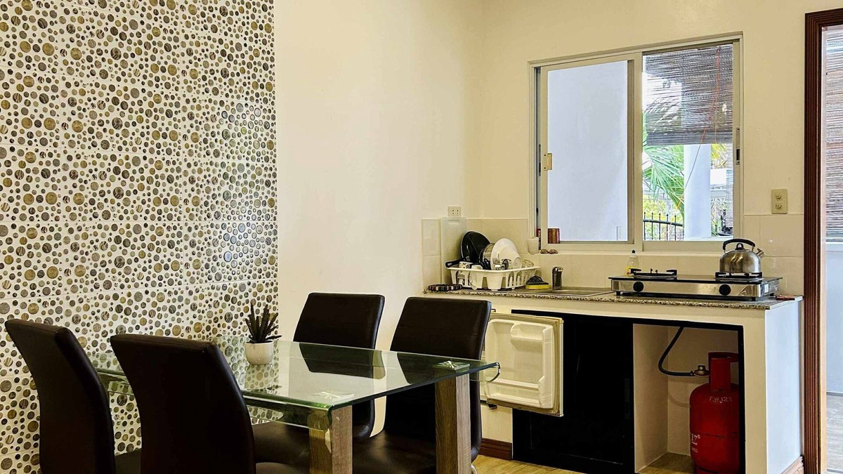 Santa Fe House | 3-bedroom bungalow & 1 big house for a comfortable & tranquil stay on the island