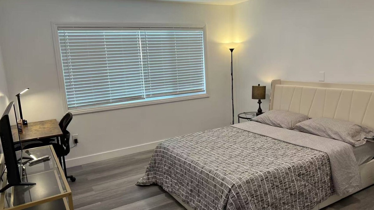 Walnut Valley House | 3-bedroom bungalow in fantastic Baldwin Park with WiFi, AC
