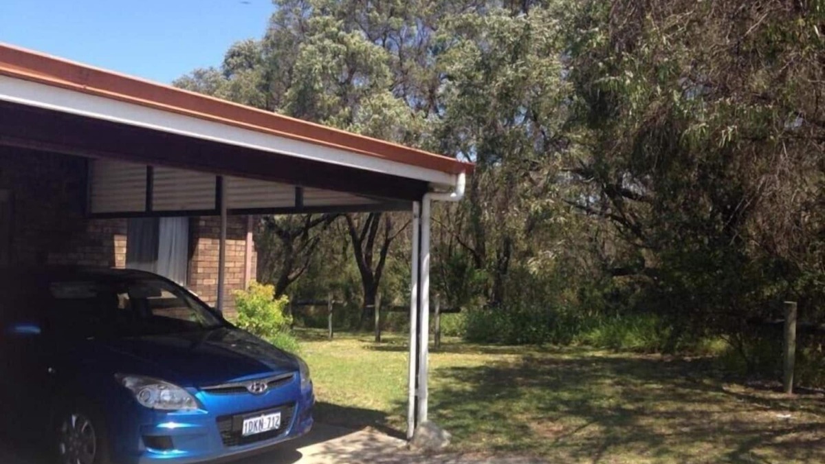 Emu Point Ski Chalet | 3 Bedroom Chalet Emu Beach
