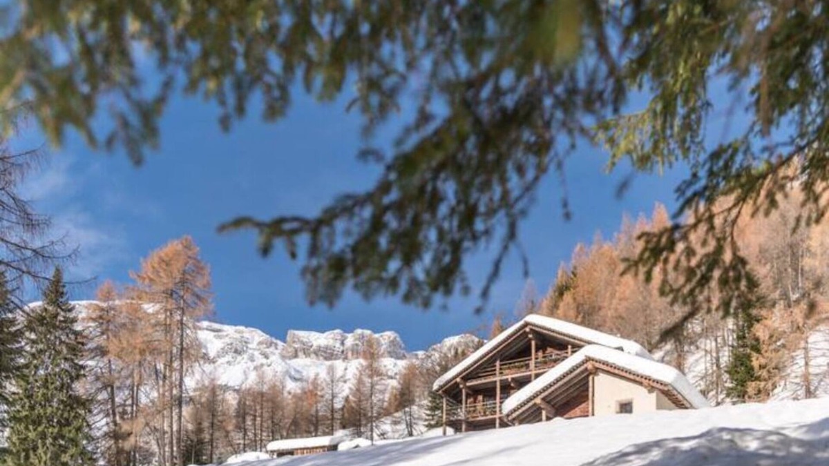 Livinallongo del Col di Lana Ski Chalet | 3 Bedroom Chalet in Arabba