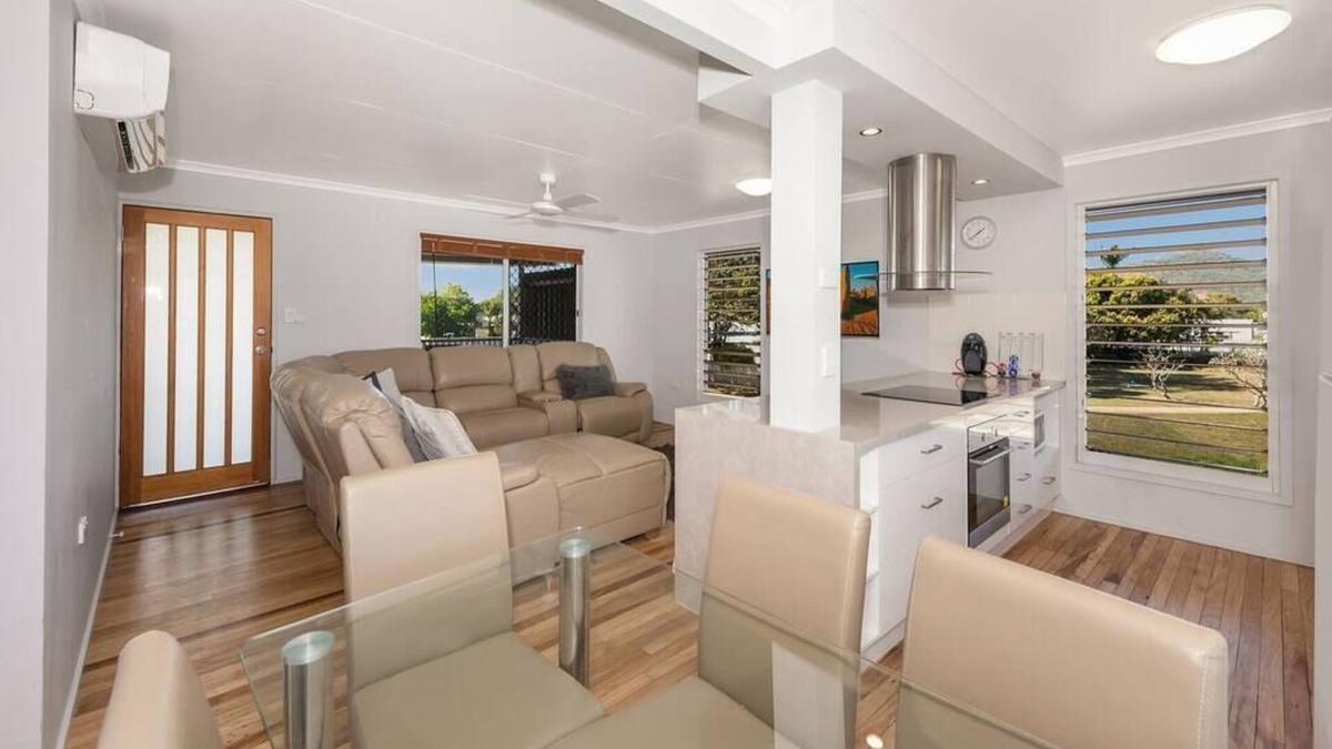 Townsville House | 3 bedroom close to airport