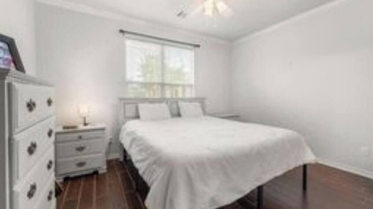 Harvey Hillsides Condo | 3-bedroom condo in superb College Station with AC
