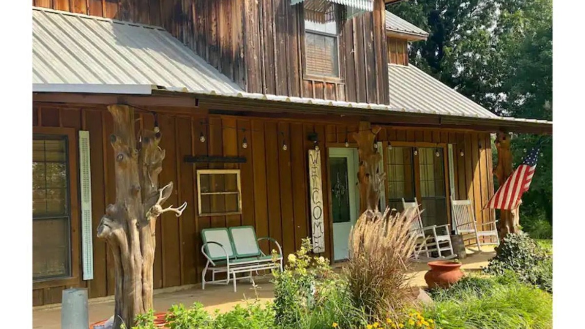 Atoka Cottage | 3-bedroom cottage in Atoka, just 10 minutes from the town center